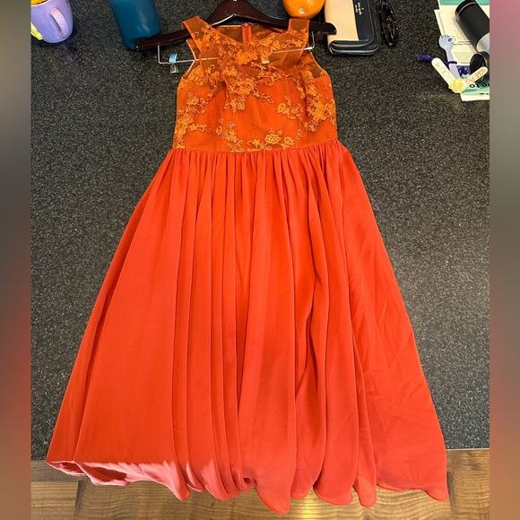 Dresses & Skirts - Azazie dress